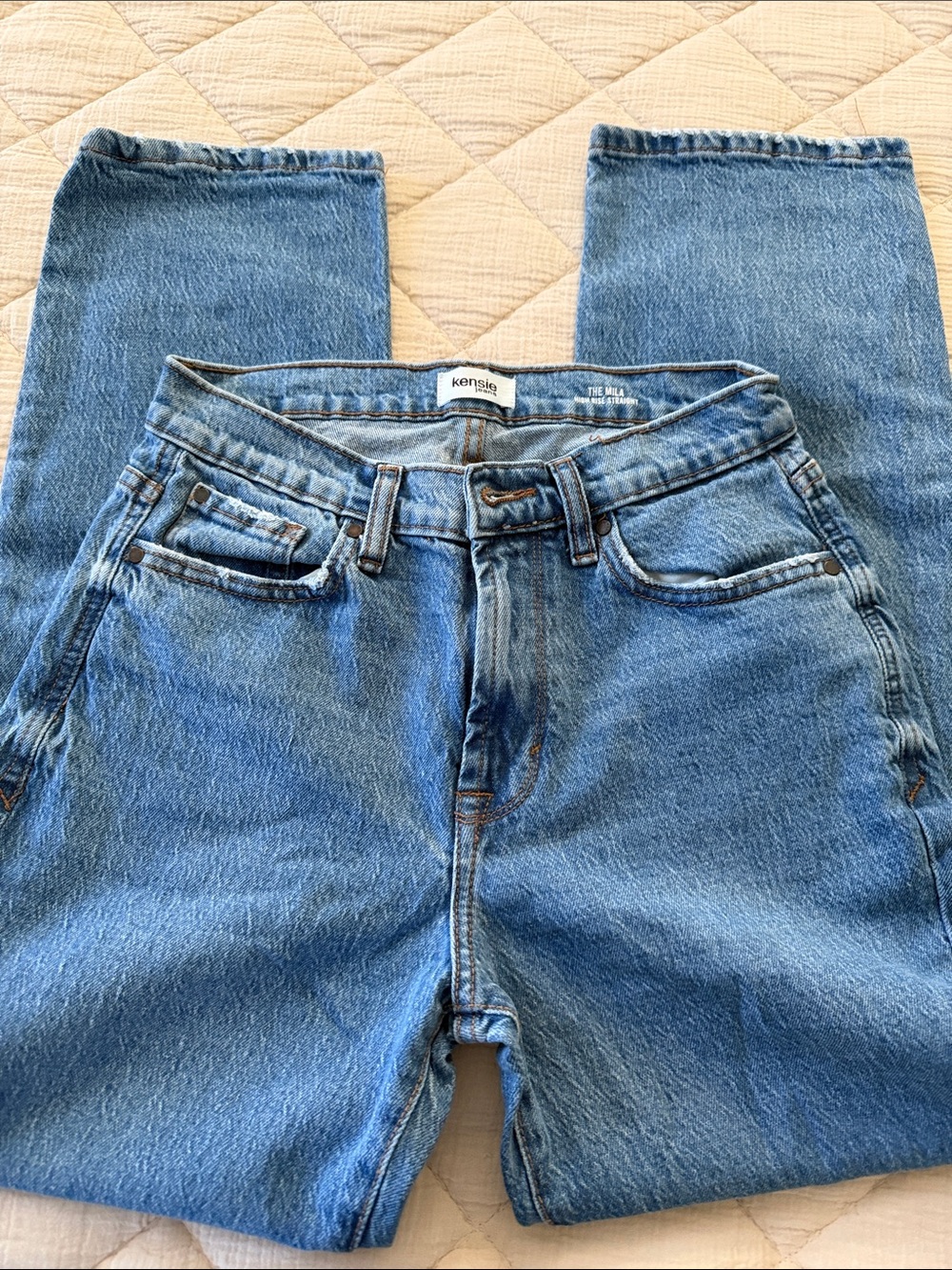 Kensie Blue Straight-Leg Women’s Jeans 2/26 perfect condition